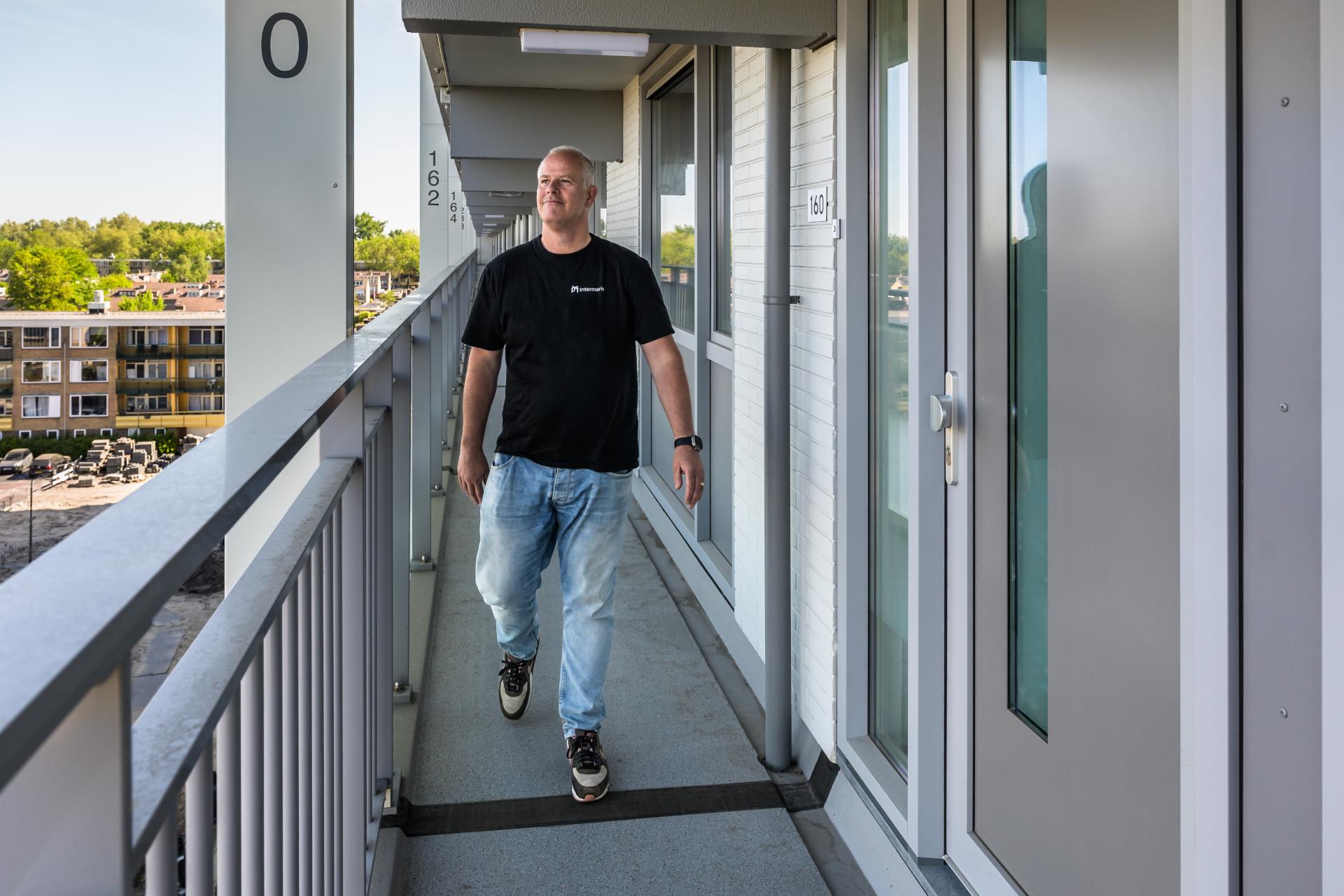 Marc van Loenen, wijkconsulent bij Intermaris - foto Pascal Fielmich